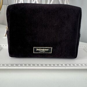 NWOT Yves Saint Louis Laurent Makeup Bag Velvet Black